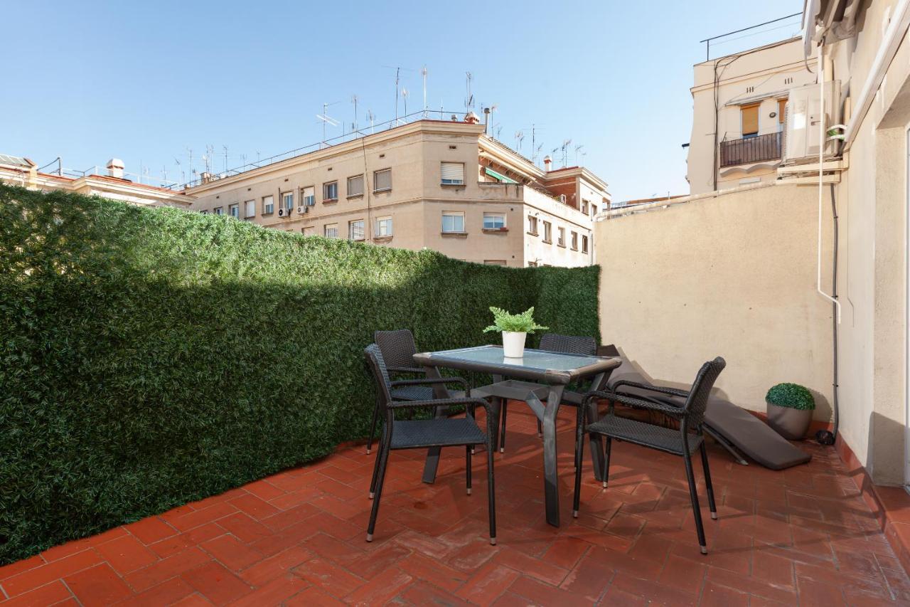 Appartamento Penthouse In Sagrada Familia Barcellona Esterno foto