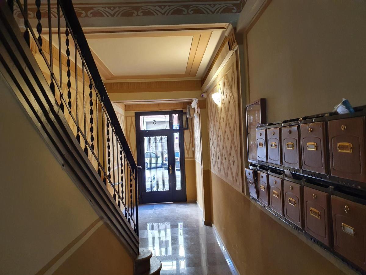 Appartamento Penthouse In Sagrada Familia Barcellona Esterno foto